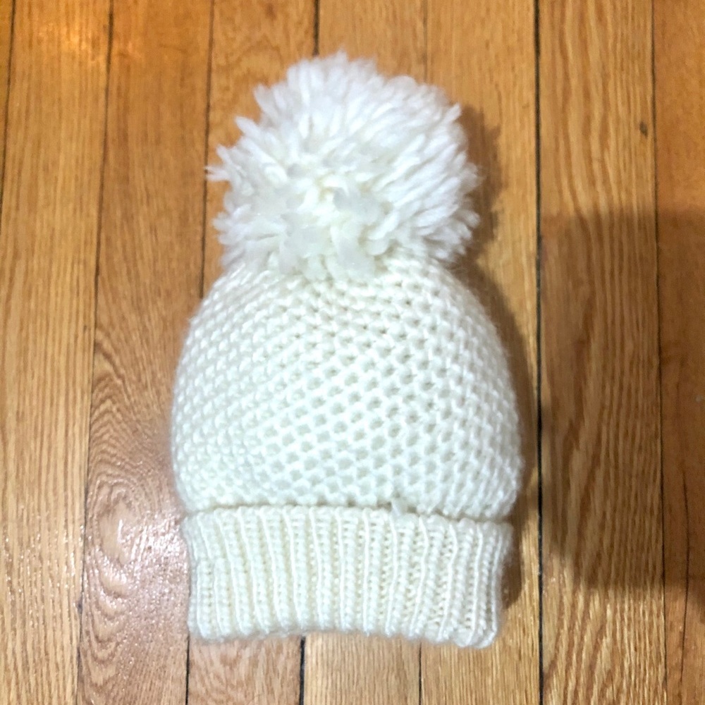 ✨$5 or free with purchase. Hat